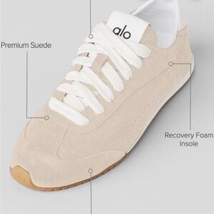 Alo Sunset Sneakers Sandstone women’s size 5